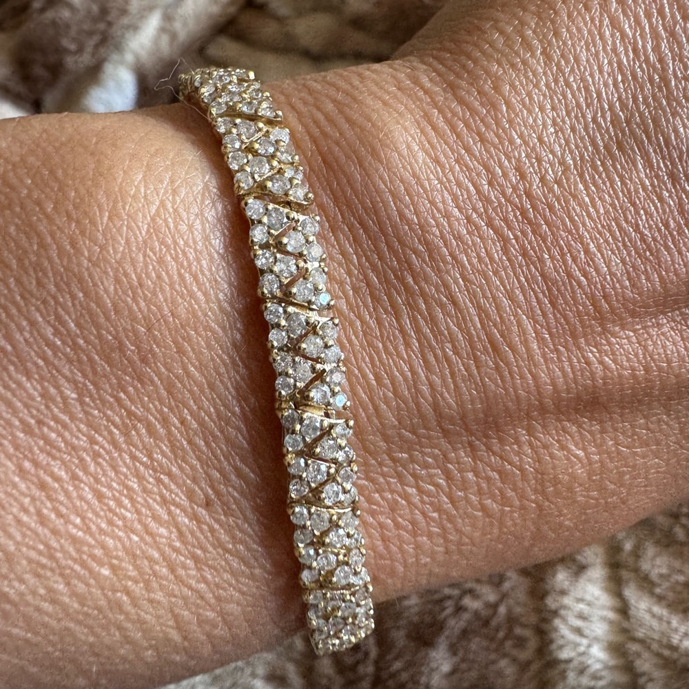 Elegant 6.5 CT Natural Diamonds Bracelet 14K Yellow Gold 7” Length